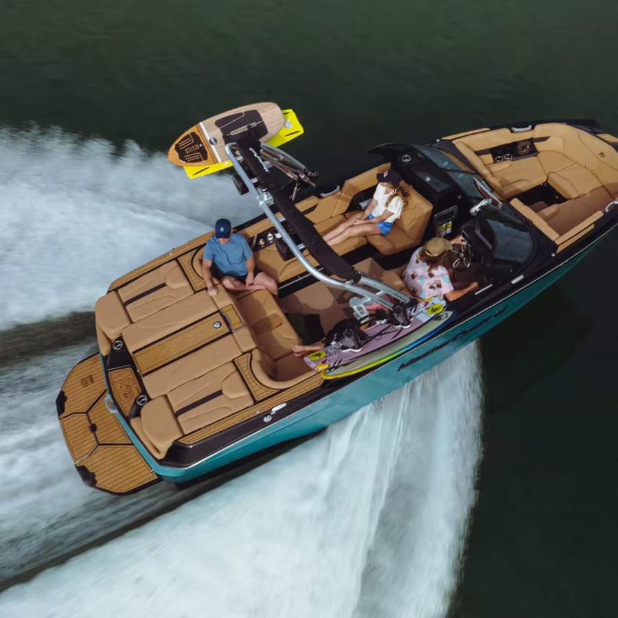 Wakeboat MasterCraft en Lake Hopatcong