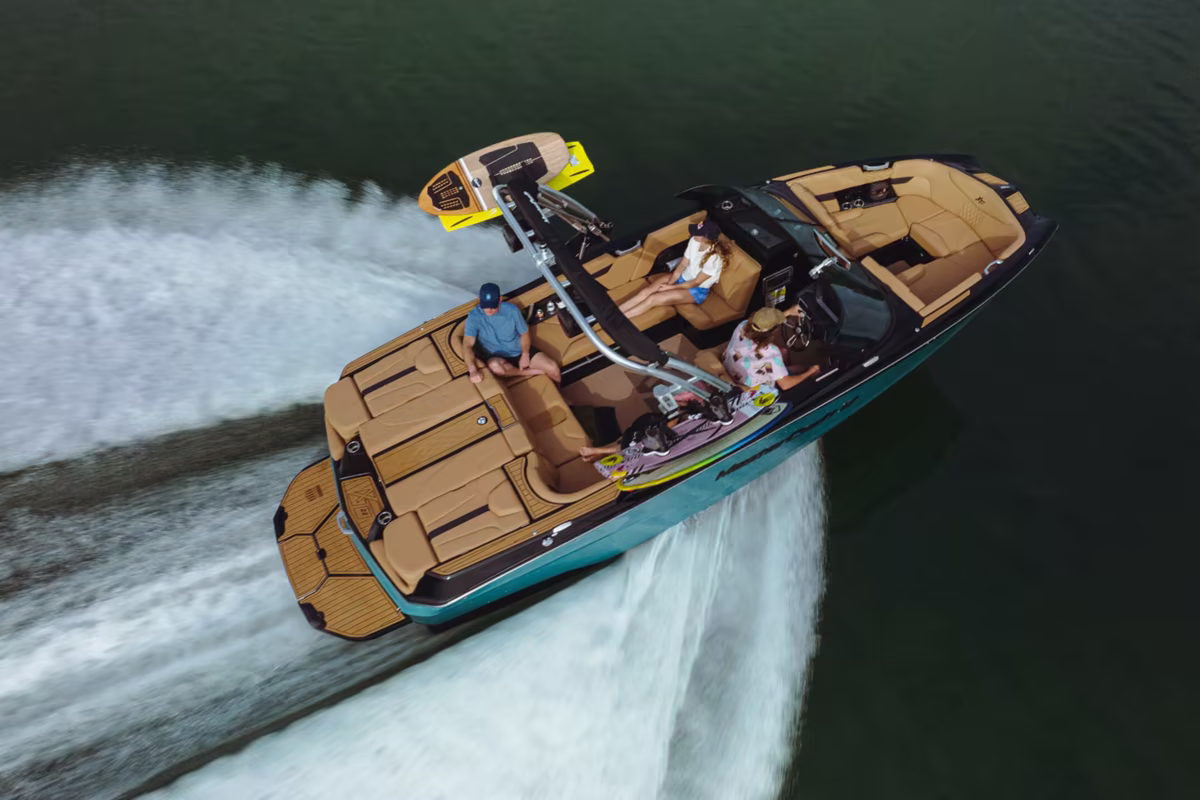 Wakeboat MasterCraft en Lake Hopatcong